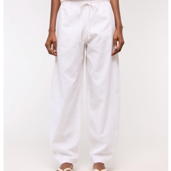 Abercrombie Linen-Blend Barrel Pull-On Pant - Picture 1 of 4